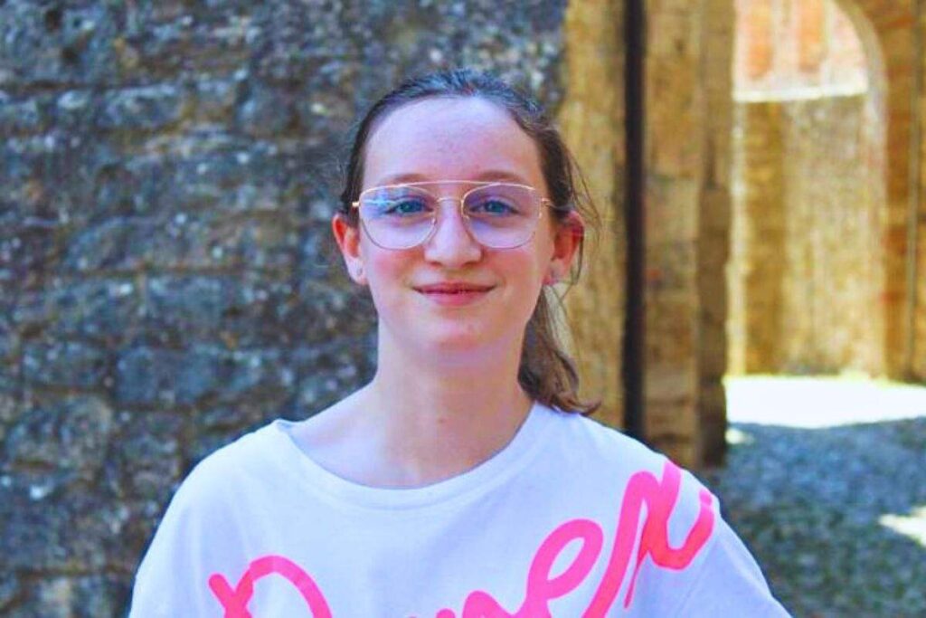 primo piano della giovane martina