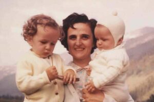 santa gianna beretta molla con le sue bambine