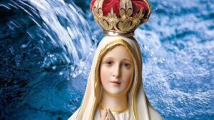 madonna di fatima con acqua