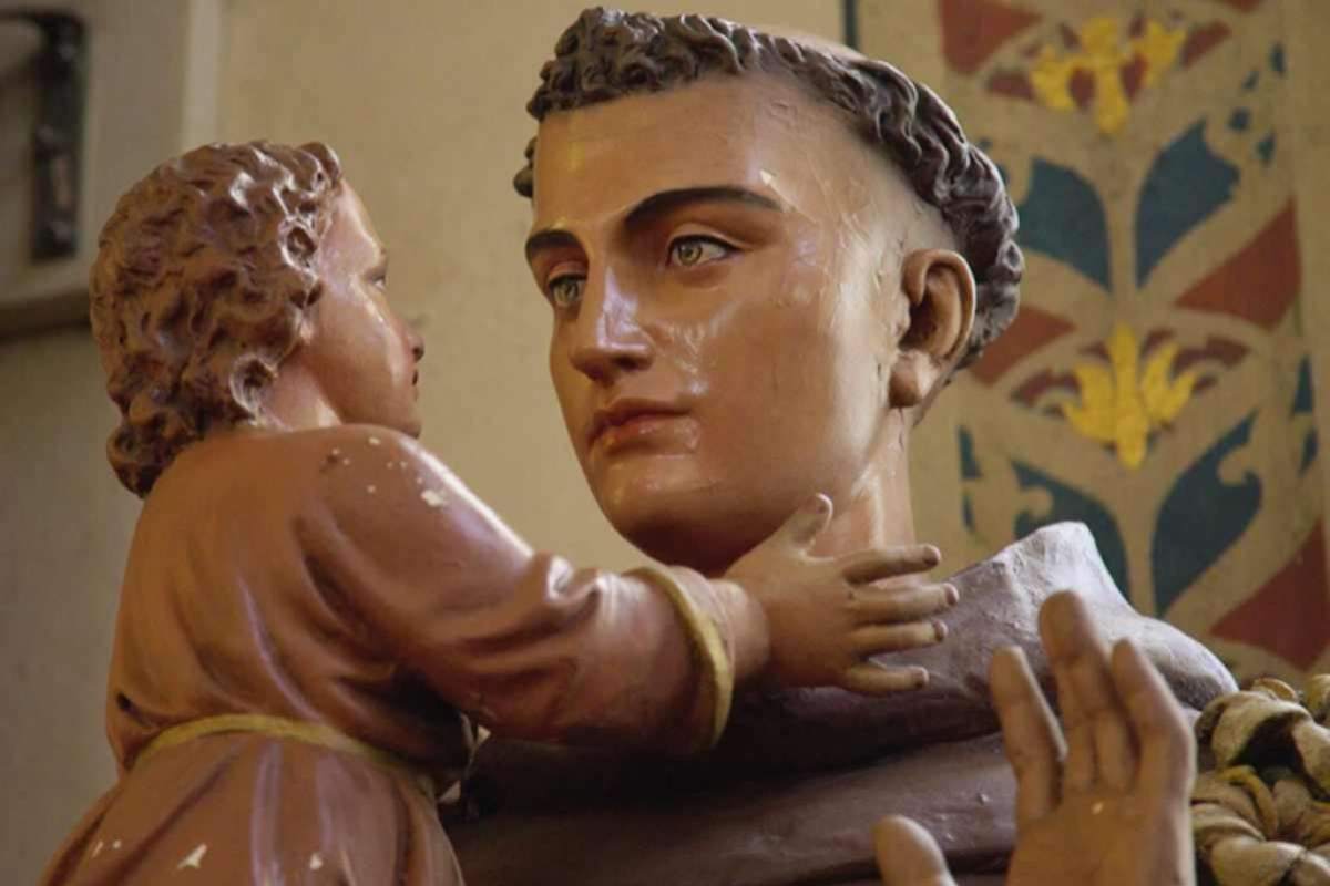 sant'antonio in primo piano