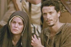 giovanni e maria sotto la croce